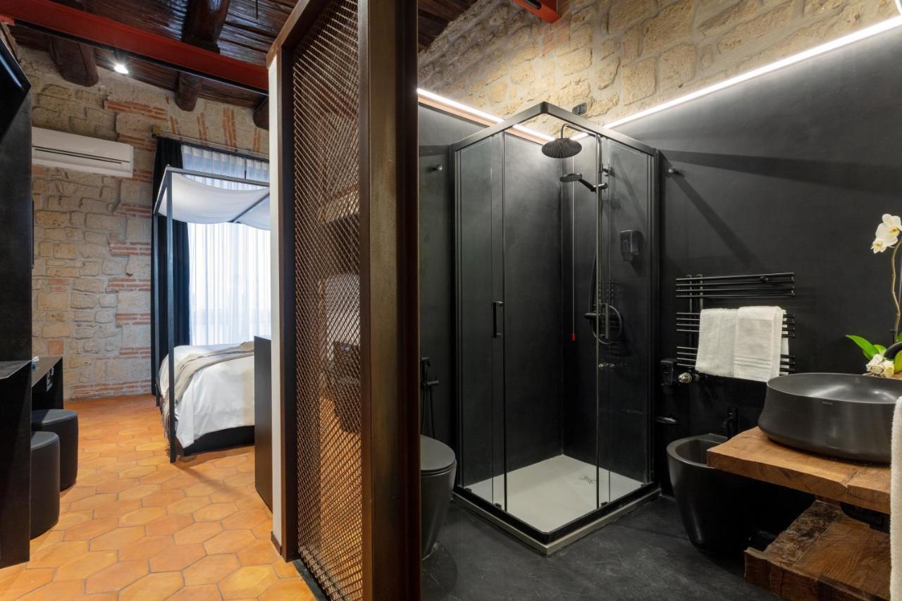 Palazzo Residenza Madre By Dimorra Hotel Naples Exterior photo