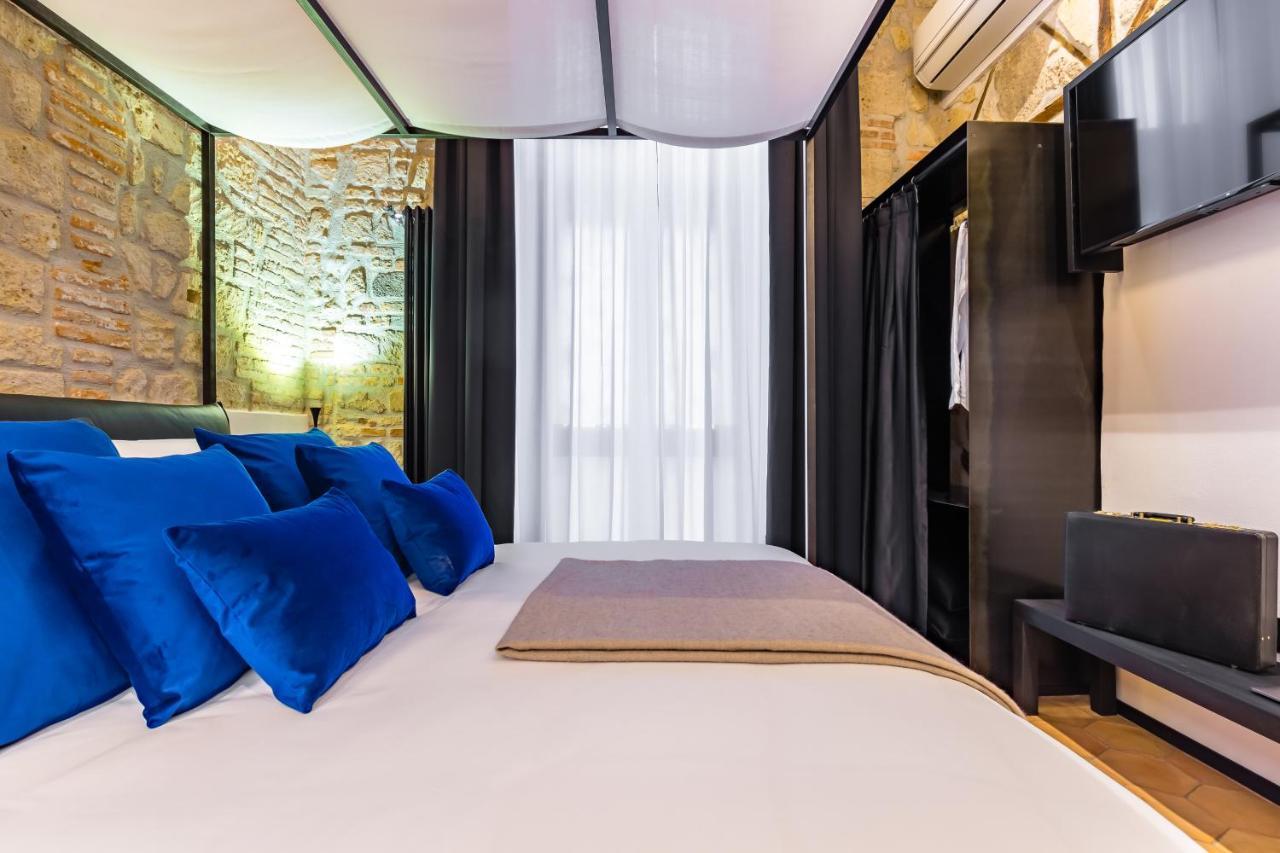 Palazzo Residenza Madre By Dimorra Hotel Naples Exterior photo